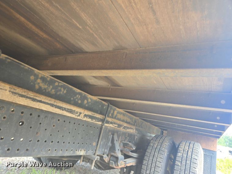 image for item YA0527 2015 Isuzu NPR box truck