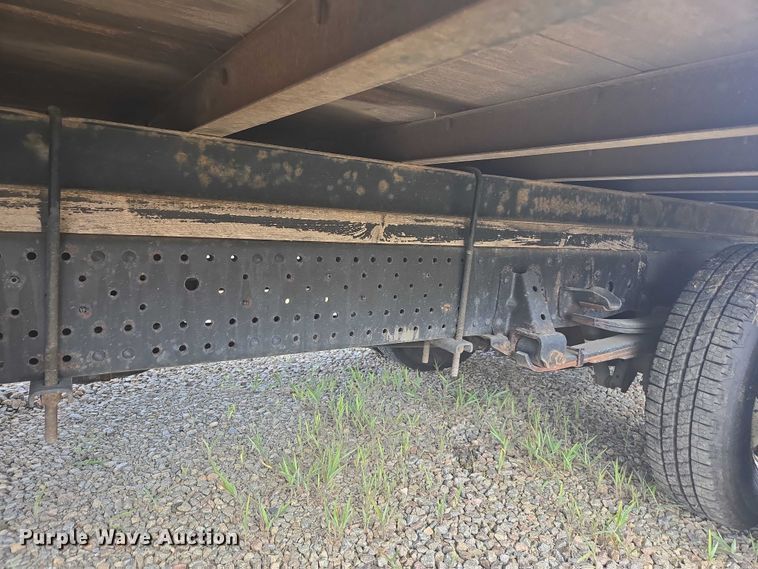 image for item YA0527 2015 Isuzu NPR box truck