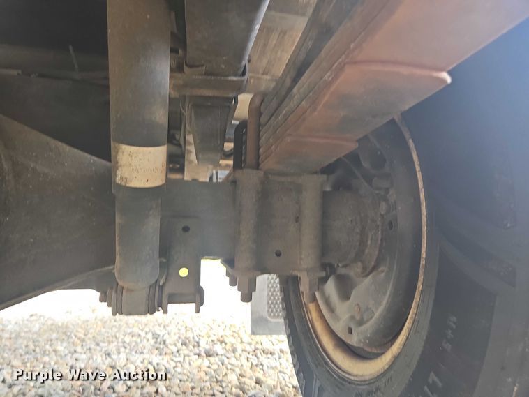 image for item YA0527 2015 Isuzu NPR box truck