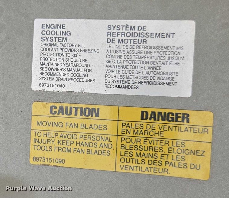 image for item YA0527 2015 Isuzu NPR box truck