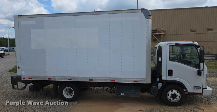 image for item YA0528 2015 Isuzu NPR box truck