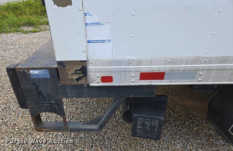 image for item YA0528 2015 Isuzu NPR box truck