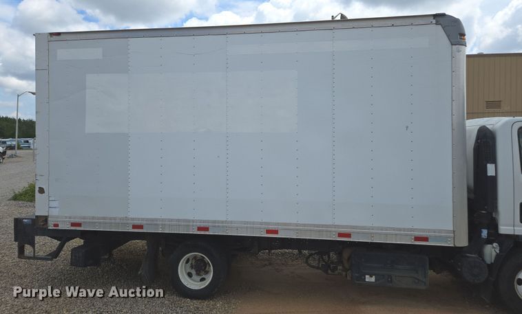 image for item YA0528 2015 Isuzu NPR box truck