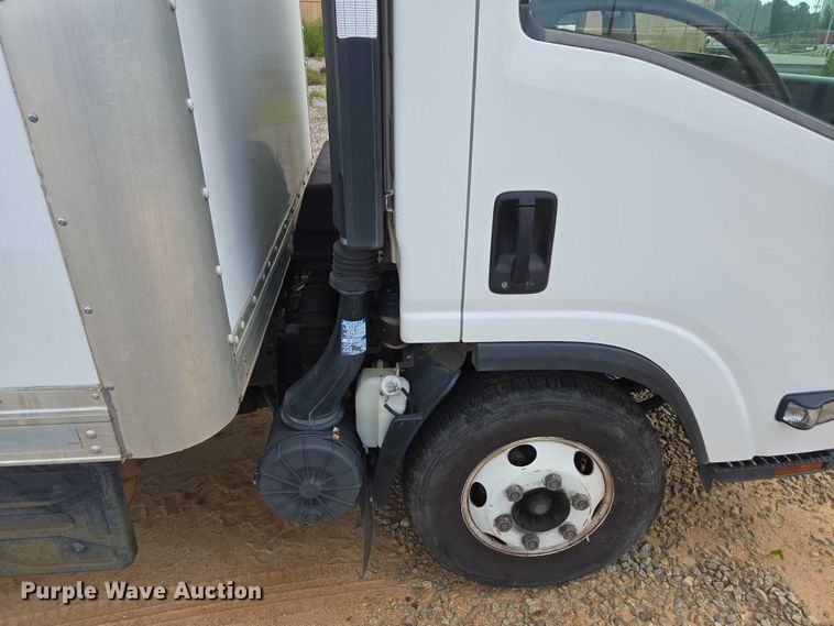 image for item YA0528 2015 Isuzu NPR box truck