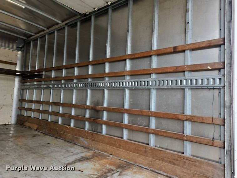 image for item YA0528 2015 Isuzu NPR box truck