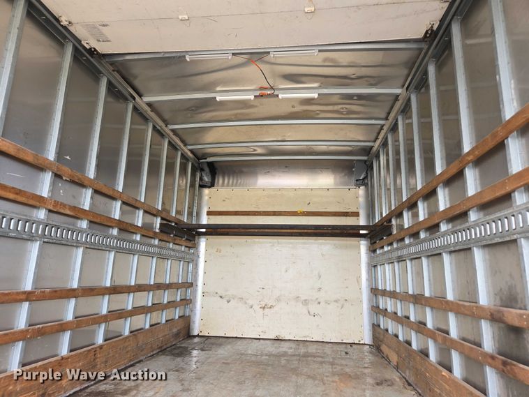 image for item YA0528 2015 Isuzu NPR box truck