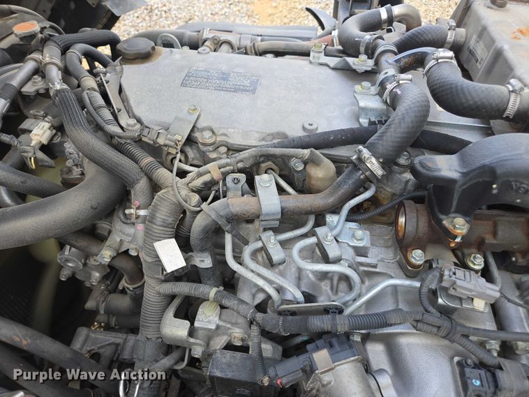 image for item YA0528 2015 Isuzu NPR box truck