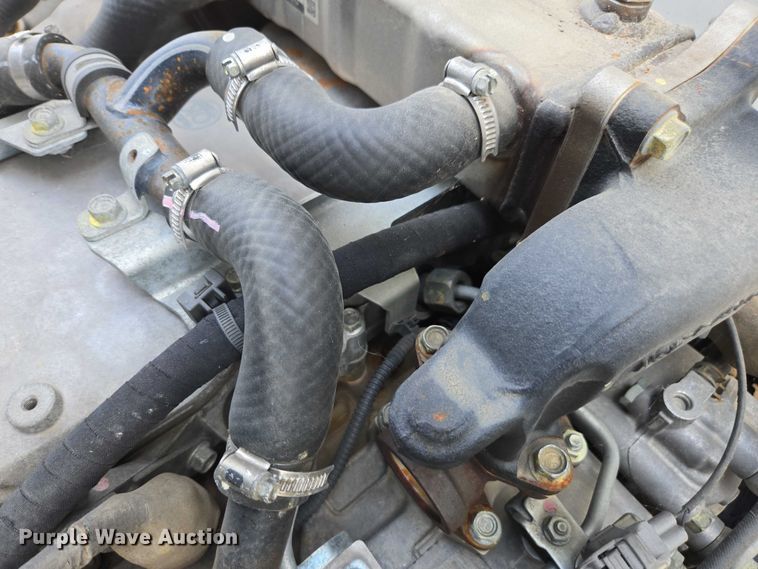 image for item YA0528 2015 Isuzu NPR box truck