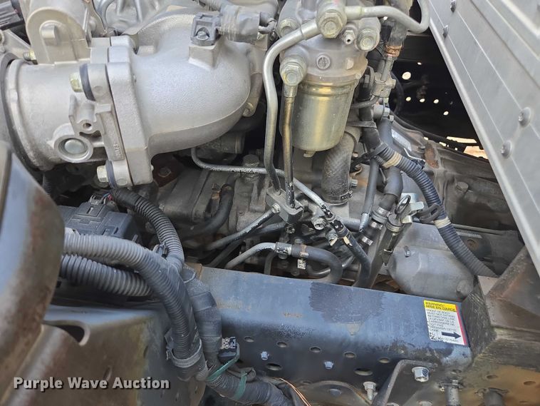 image for item YA0528 2015 Isuzu NPR box truck