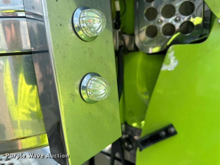 image for item YA0570 2018 Kenworth W900 semi truck