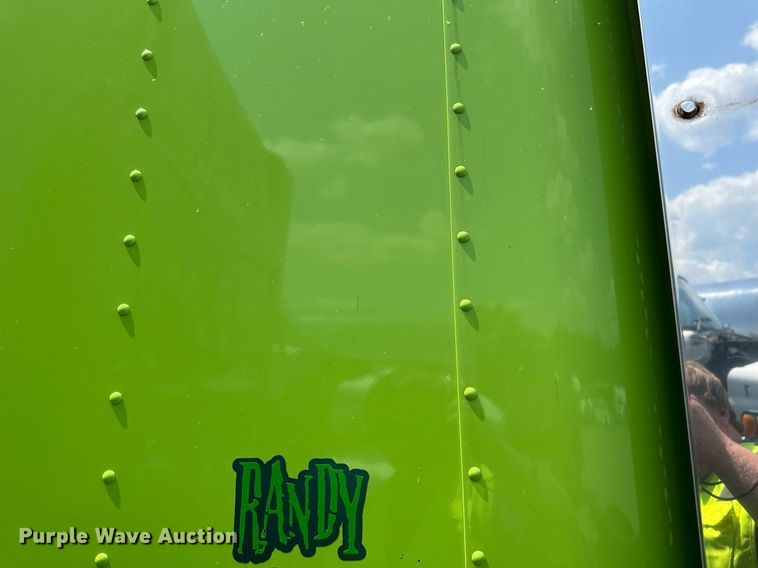 image for item YA0570 2018 Kenworth W900 semi truck