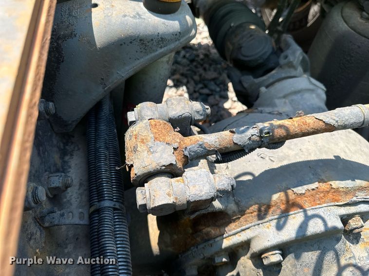 image for item YA0570 2018 Kenworth W900 semi truck