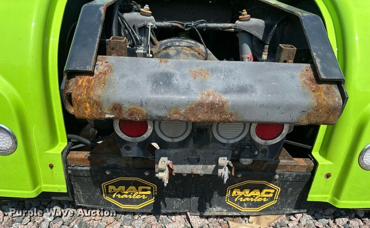 image for item YA0570 2018 Kenworth W900 semi truck