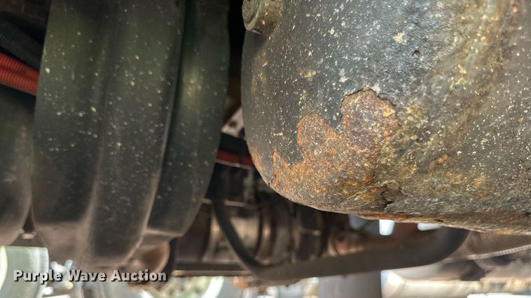 image for item YA0570 2018 Kenworth W900 semi truck