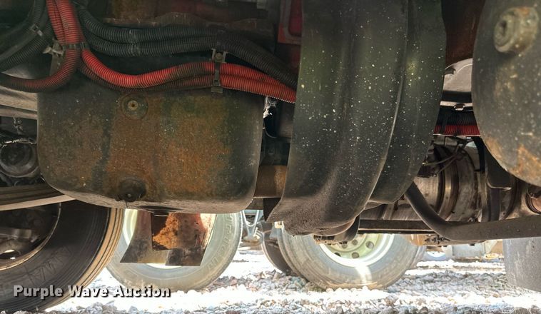 image for item YA0570 2018 Kenworth W900 semi truck