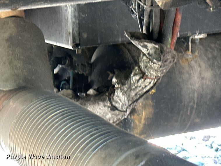 image for item YA0570 2018 Kenworth W900 semi truck