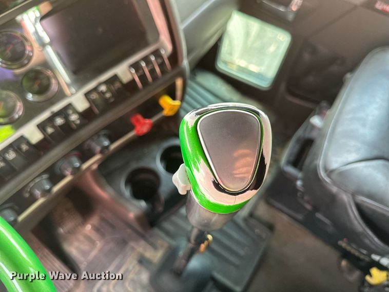 image for item YA0570 2018 Kenworth W900 semi truck