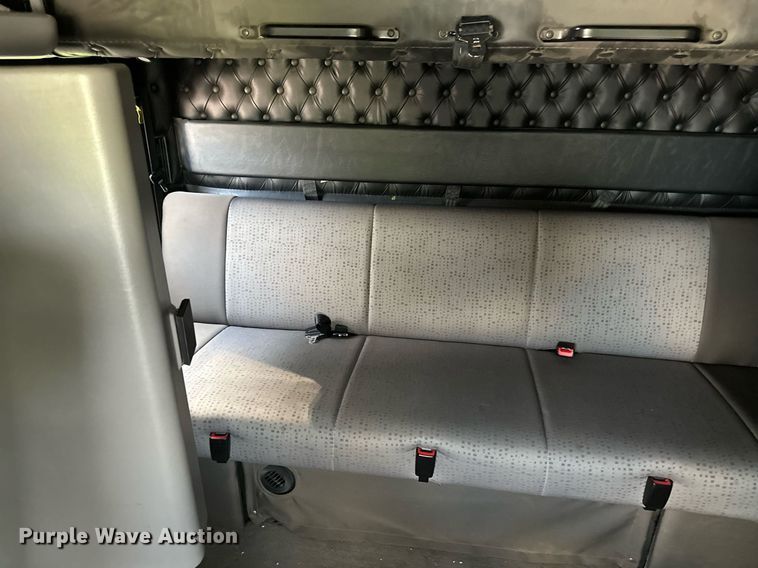 image for item YA0570 2018 Kenworth W900 semi truck