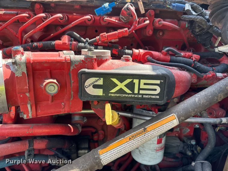 image for item YA0570 2018 Kenworth W900 semi truck