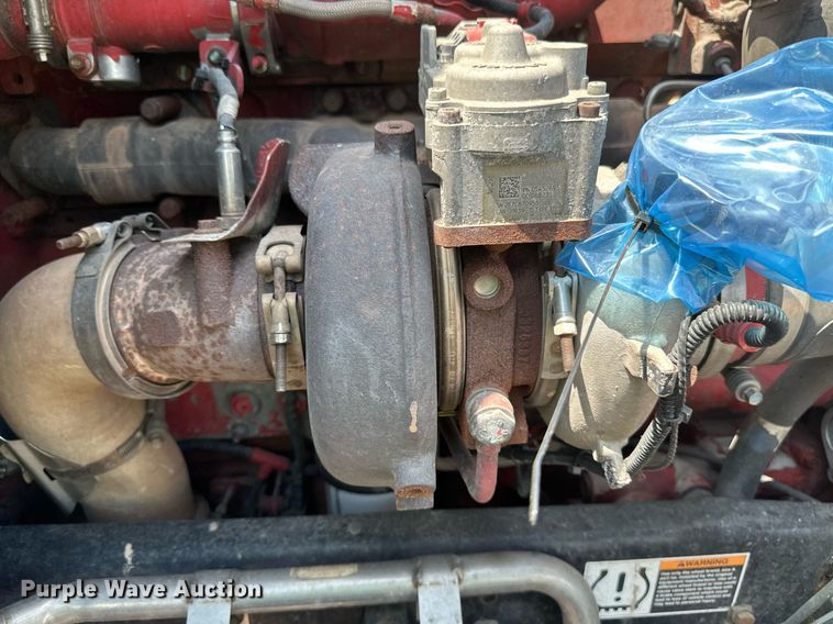 image for item YA0570 2018 Kenworth W900 semi truck