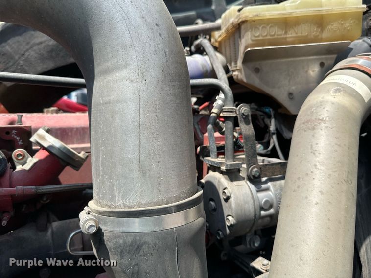 image for item YA0570 2018 Kenworth W900 semi truck