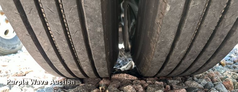 image for item YA0570 2018 Kenworth W900 semi truck