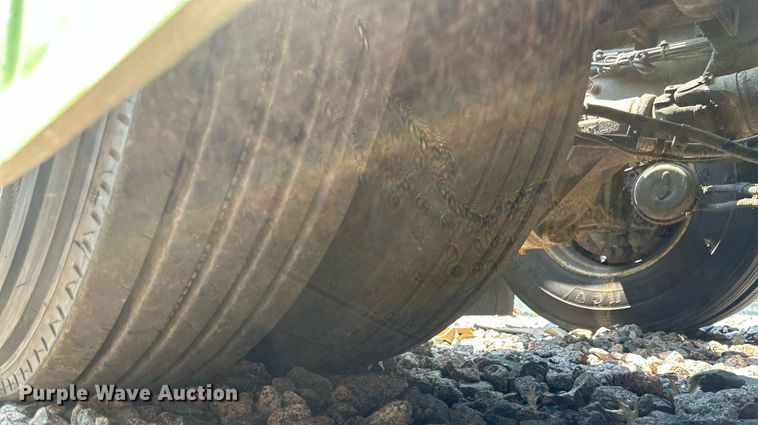 image for item YA0570 2018 Kenworth W900 semi truck