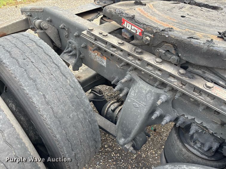 image for item YA0634 2019 Freightliner Cascadia 126 semi truck