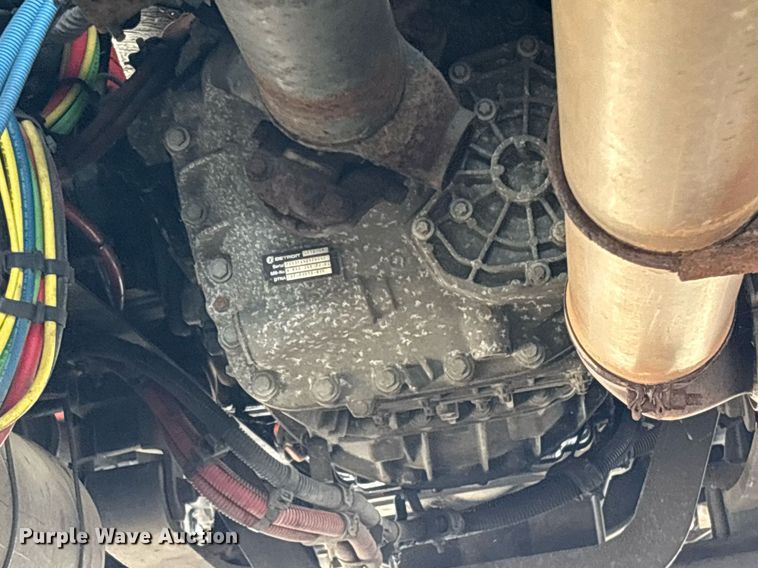 image for item YA0634 2019 Freightliner Cascadia 126 semi truck