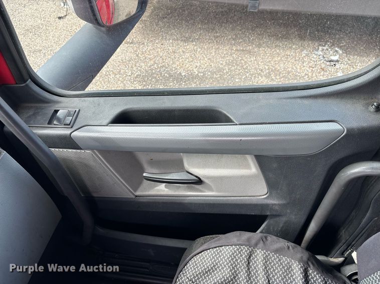 image for item YA0634 2019 Freightliner Cascadia 126 semi truck