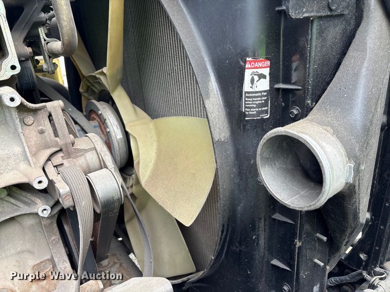 image for item YA0656 2020 Freightliner Cascadia semi truck