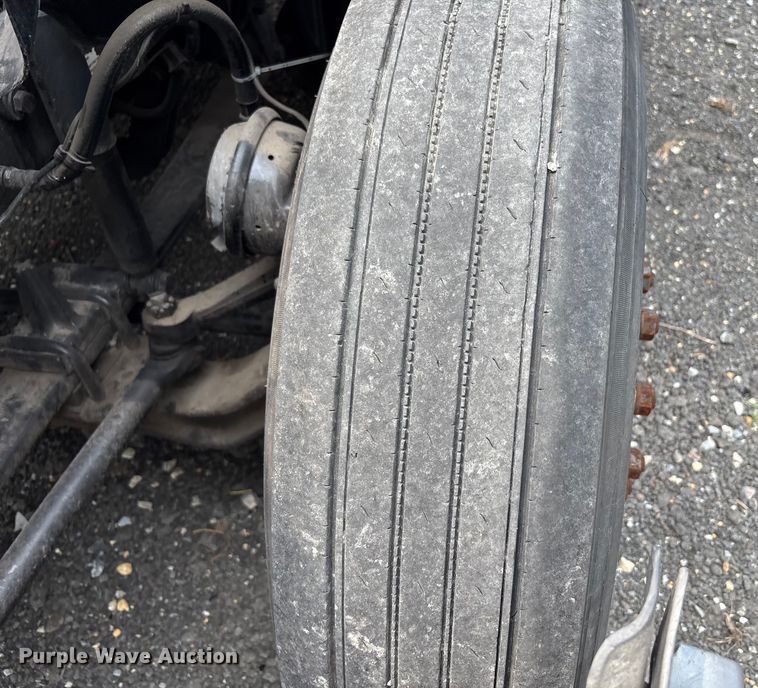 image for item YA0656 2020 Freightliner Cascadia semi truck