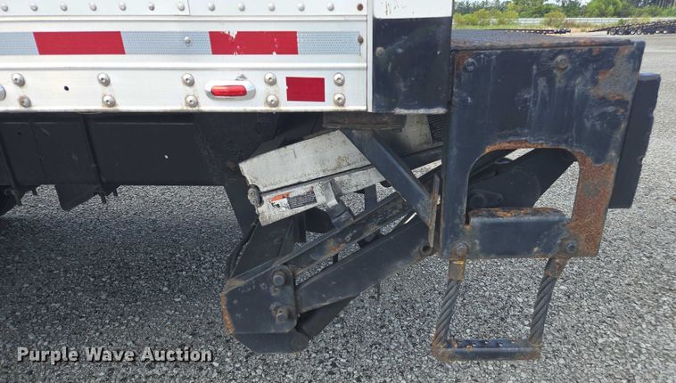 image for item YA0658 2017 International 4300 box truck