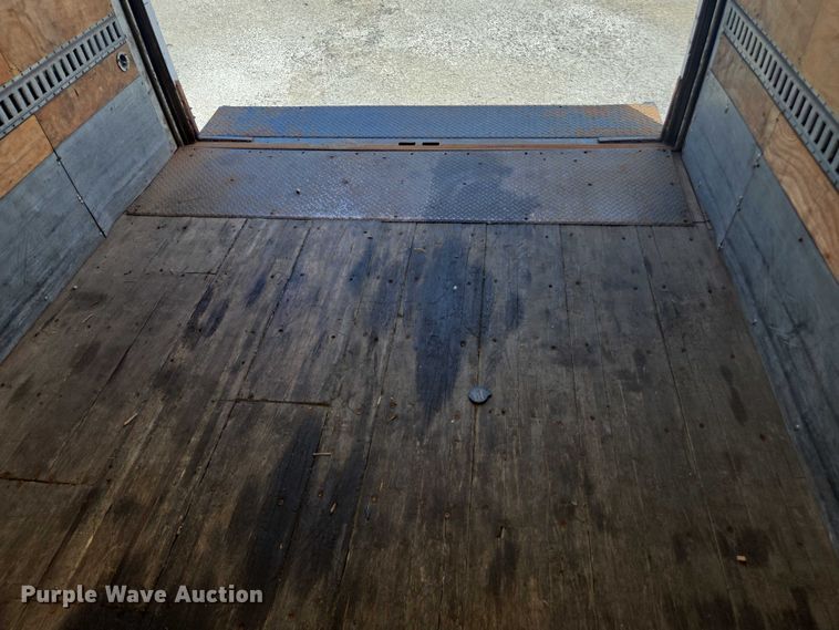 image for item YA0658 2017 International 4300 box truck