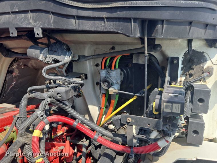 image for item YA0658 2017 International 4300 box truck