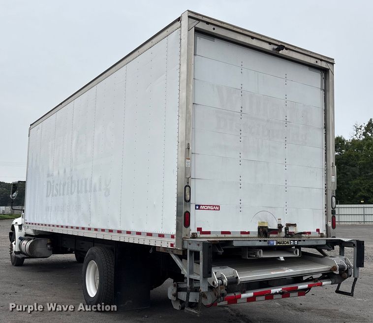 image for item YA0688 2018 International 4300 box truck