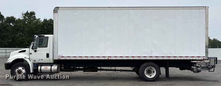image for item YA0688 2018 International 4300 box truck