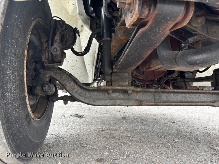 image for item YA0688 2018 International 4300 box truck