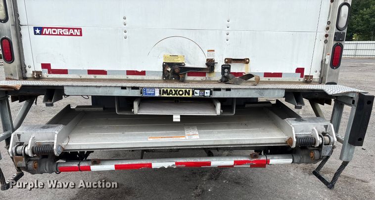 image for item YA0688 2018 International 4300 box truck