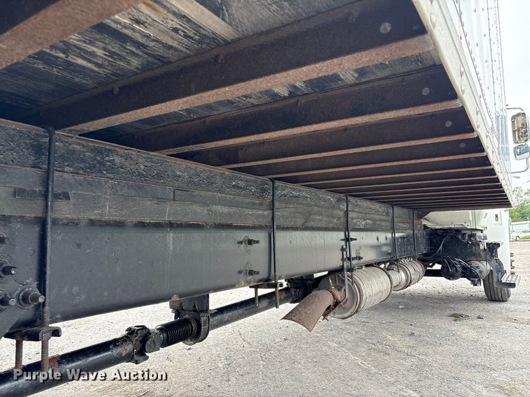 image for item YA0688 2018 International 4300 box truck