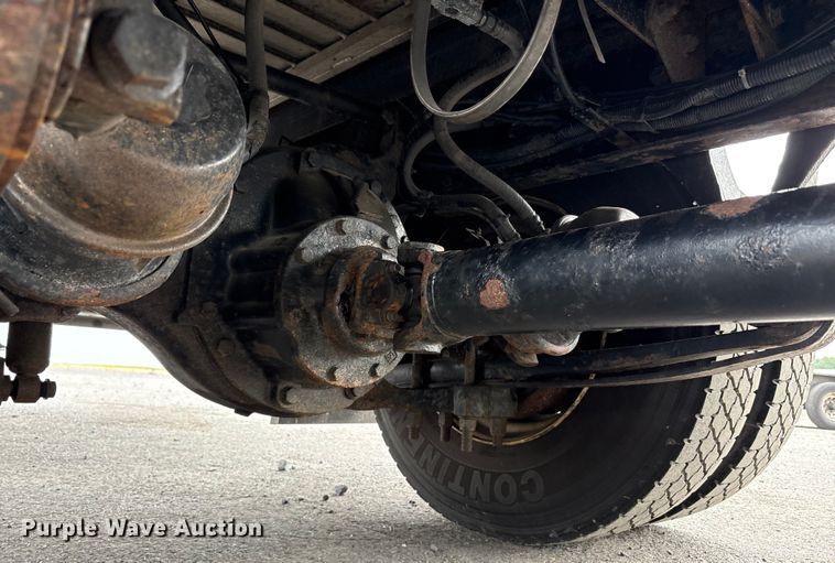 image for item YA0688 2018 International 4300 box truck