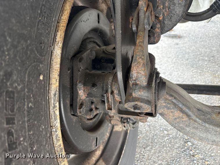 image for item YA0688 2018 International 4300 box truck