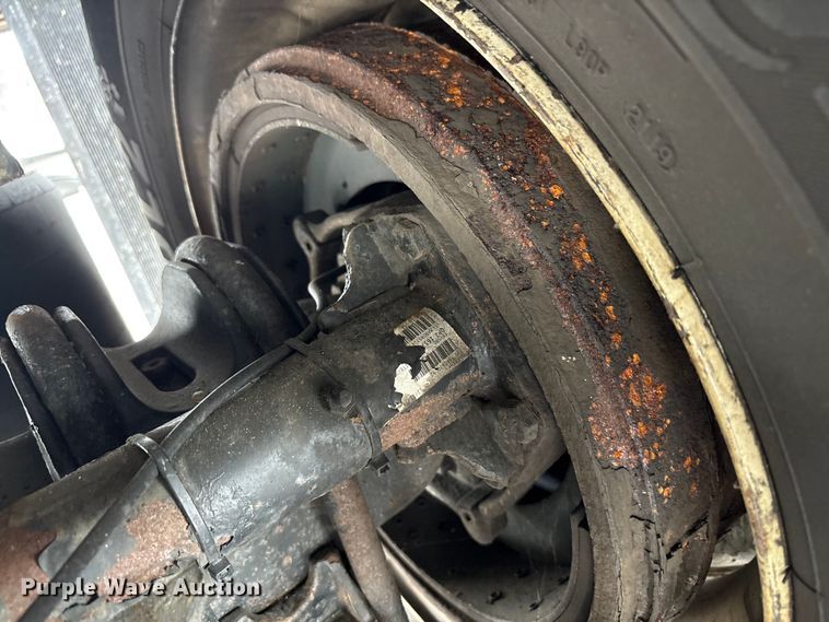 image for item YA0688 2018 International 4300 box truck