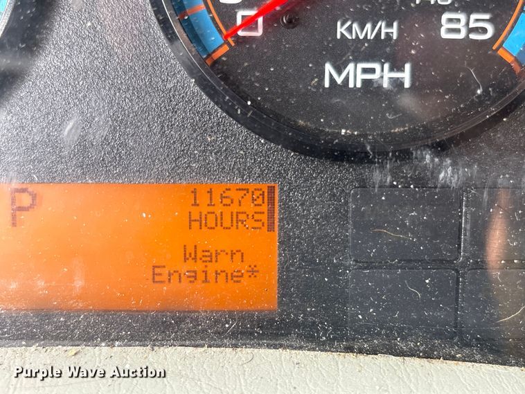 image for item YA0688 2018 International 4300 box truck