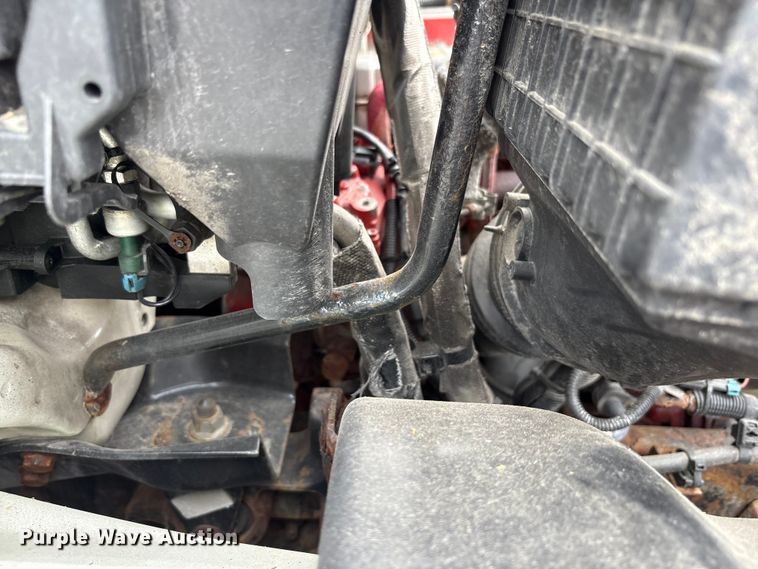 image for item YA0688 2018 International 4300 box truck