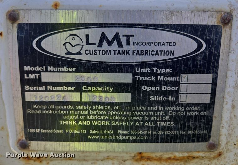 image for item YA0697 2007 International 4400 vacuum truck