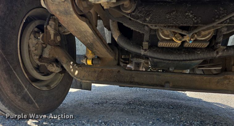 image for item YA0697 2007 International 4400 vacuum truck