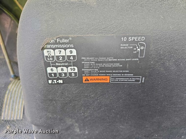 image for item YA0697 2007 International 4400 vacuum truck