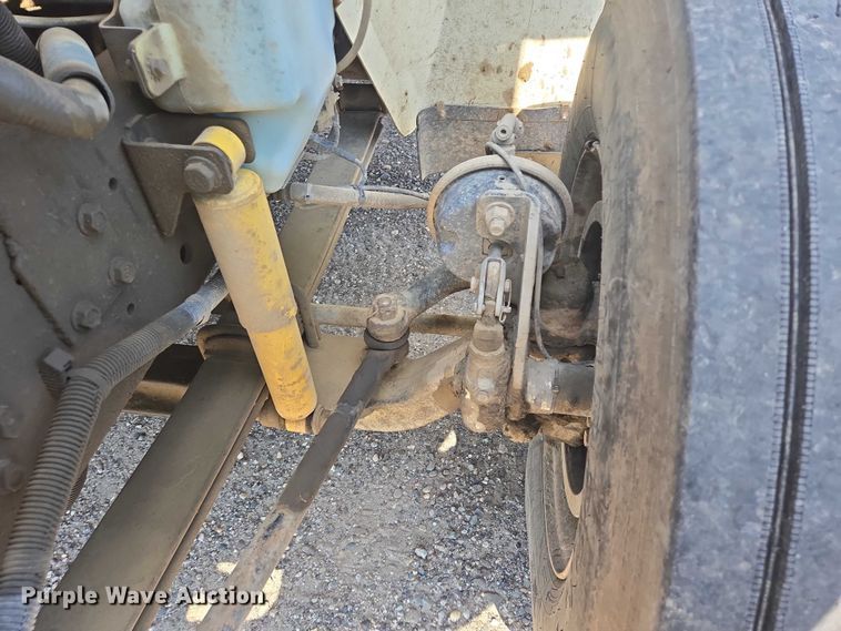 image for item YA0697 2007 International 4400 vacuum truck