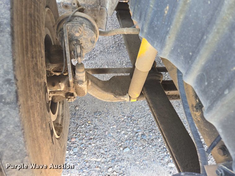 image for item YA0697 2007 International 4400 vacuum truck